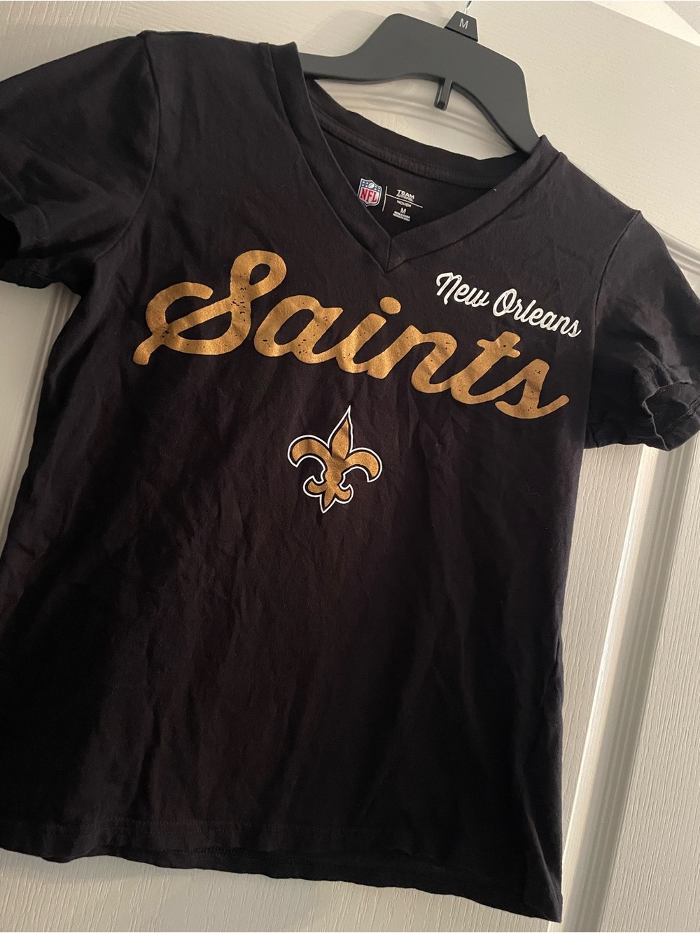 New Orleans Saints Black & Gold V-Neck Tee - NFL team apparel - Women’s Medium